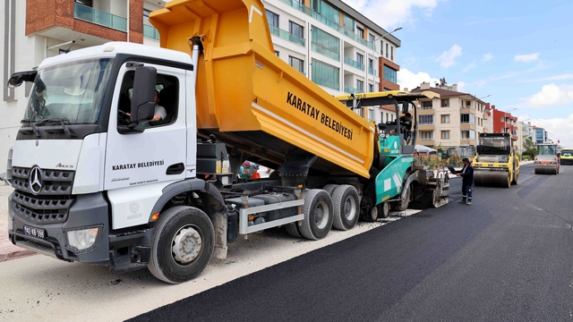 Karatay'da yeni sezonun ulaşım yatırımları sürüyor