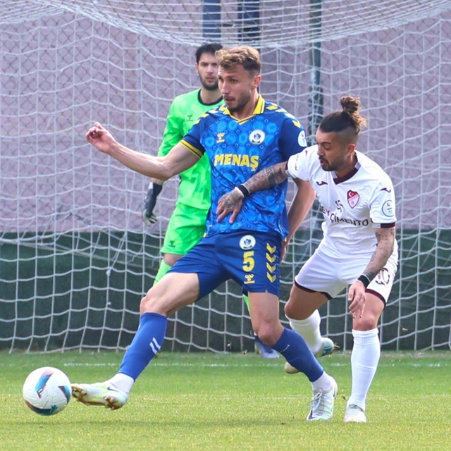 Menemen FK'da Onur'un yeni durağı Bingölspor