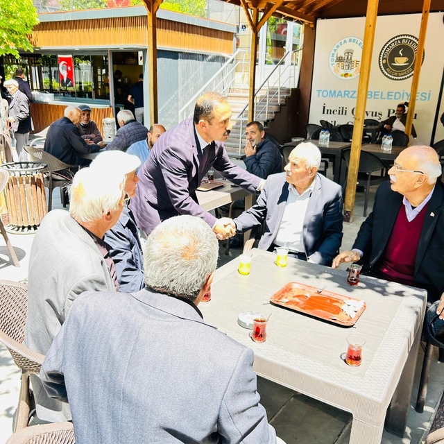 Avşar Aslan Tomarzalılarla bayramlaştı