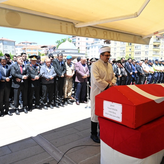 Şehit Astsubay Yusuf Ergün, son yolculuğuna uğurlandı