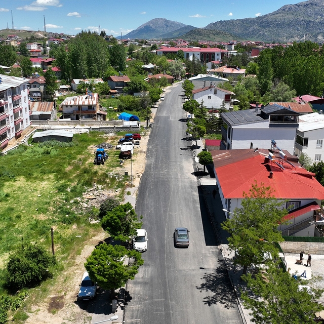 Göksun'da Atatürk ve Yunus Emre Caddeleri yenilendi
