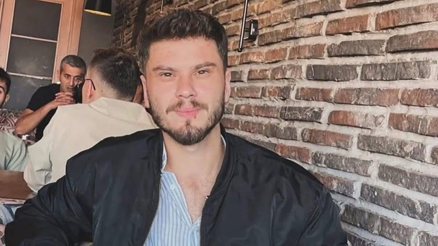 Evde bıçaklanmış halde ölü bulundu; ihbarı yapan kız arkadaşı gözaltında
