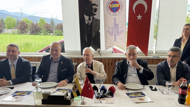 Aziz Yıldırım, Bolu'da Fenerbahçelilerle buluştu: