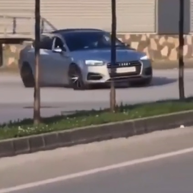 Bursa'da otomobiliyle drift atan sürücü kamerada