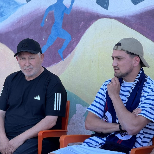 Cengiz Ünder, memleketi Balıkesir'de genç sporcularla buluştu