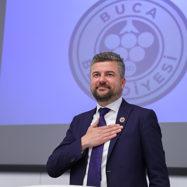 Buca Belediyesi'ne operasyon; Başkan Görkem Duman gözaltında