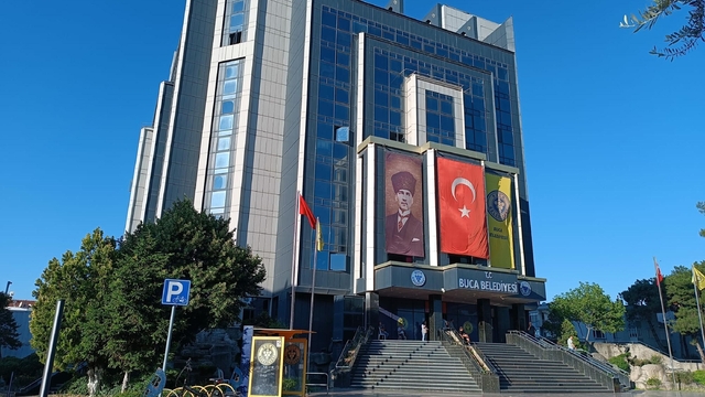 Buca Belediye Başkanı gözaltına alındı