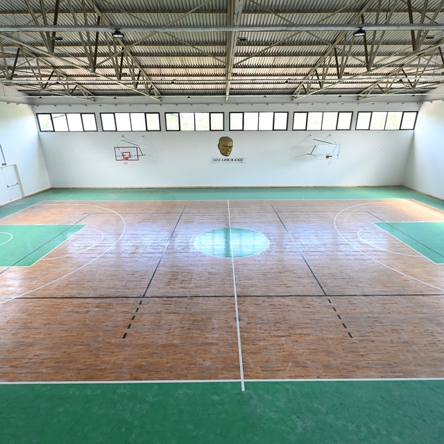 Tarsus'ta yenilenen spor salonunda sona gelindi