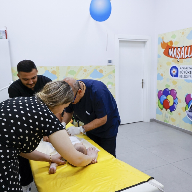 Büyükşehir'in ücretsiz sünnet hizmeti yoğun ilgi görüyor