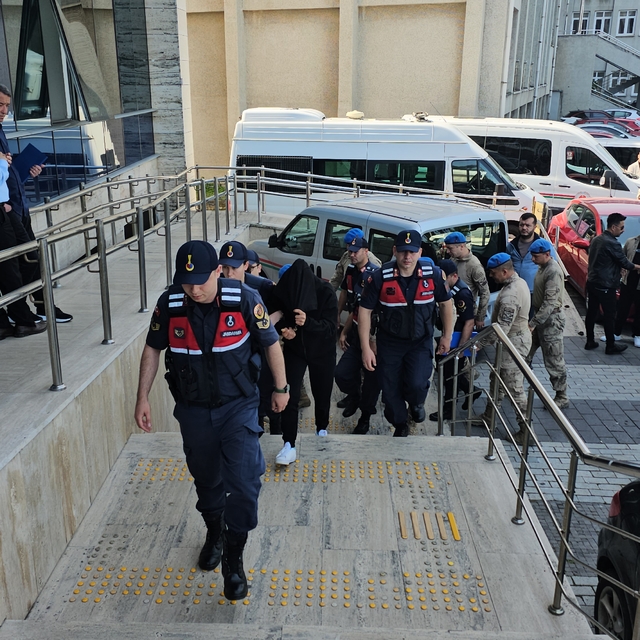 Evinde bıçaklanmış halde ölü bulunmuştu, kız arkadaşının ifadesi ortaya çık...