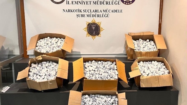Samsun'da 225 bin uyuşturucu hap ele geçirildi