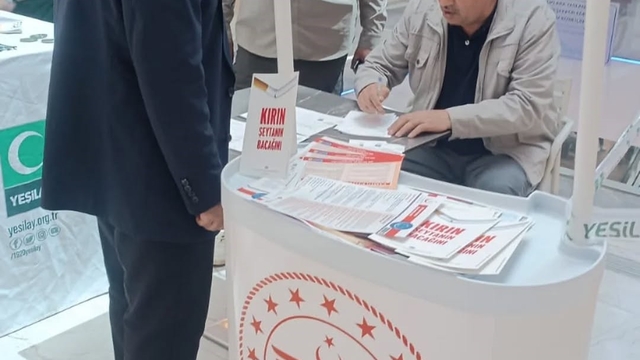 Niğde İl Sağlık Müdürlüğü: "Elektronik sigara bir çözüm değil, tuzaktır"