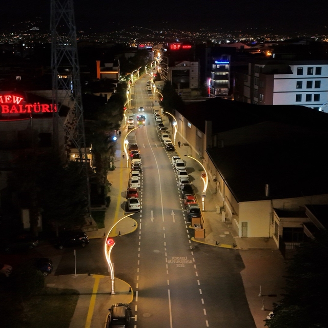 Şehit Ergün Köncü Caddesi modern görünüme kavuştu