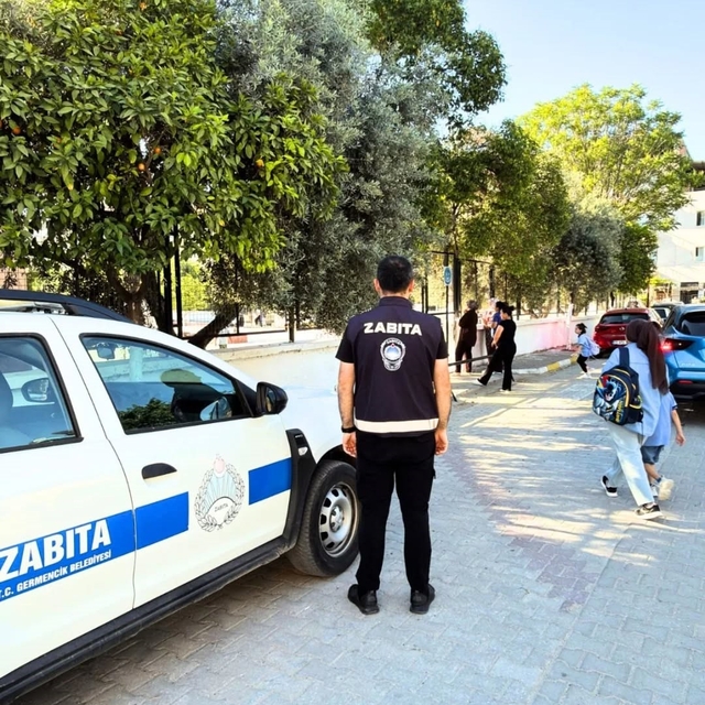 Germencik zabıtasının okul nöbeti sürüyor
Başkan Zencirci: "Uygulamamız eği...