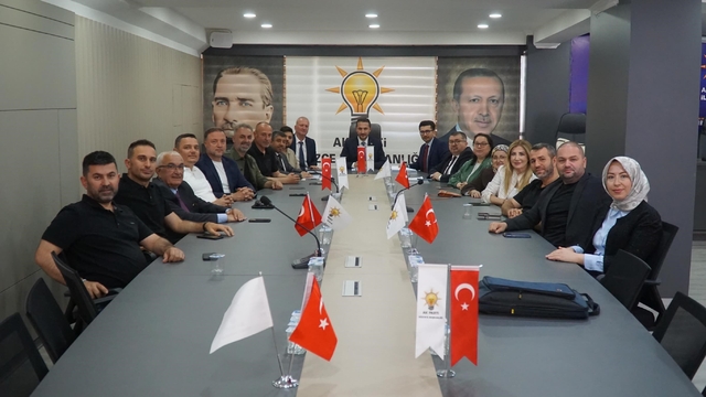 AK Parti'de haziran zirvesi