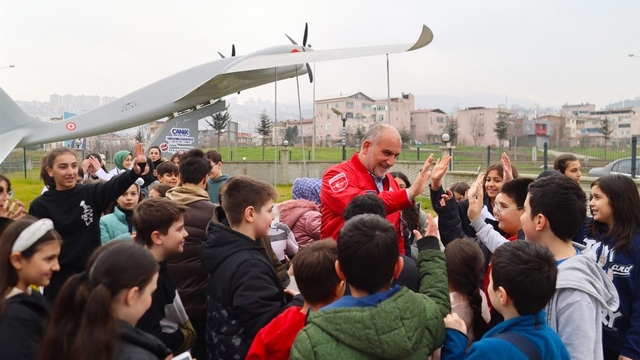 Başkan Sandıkçı: "Teknoloji üreten nesiller yetiştiriyoruz"