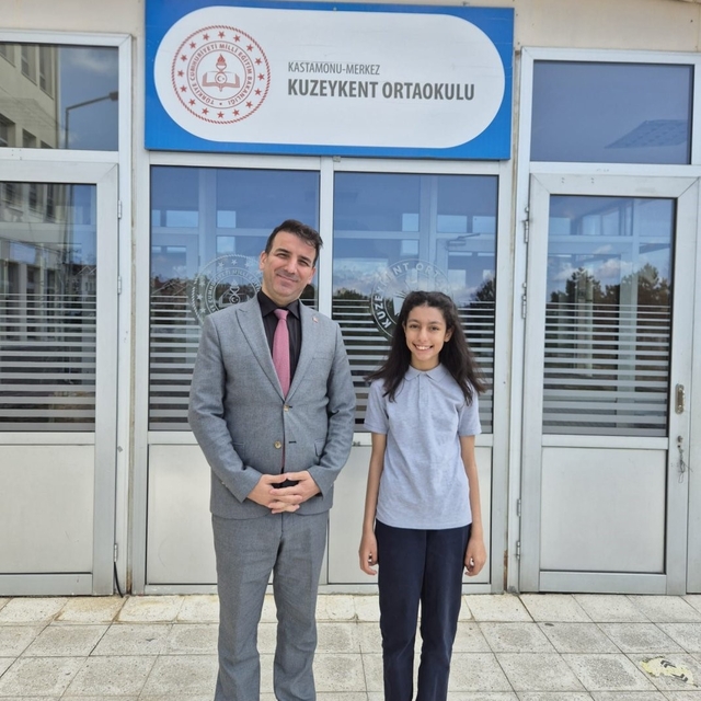 Kastamonulu öğrenci yazdığı şiirle Türkiye birincisi oldu