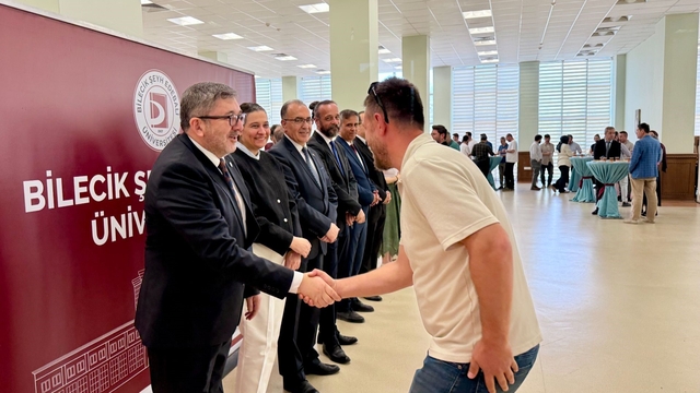 BŞEÜ'de bayramlaşma töreni
