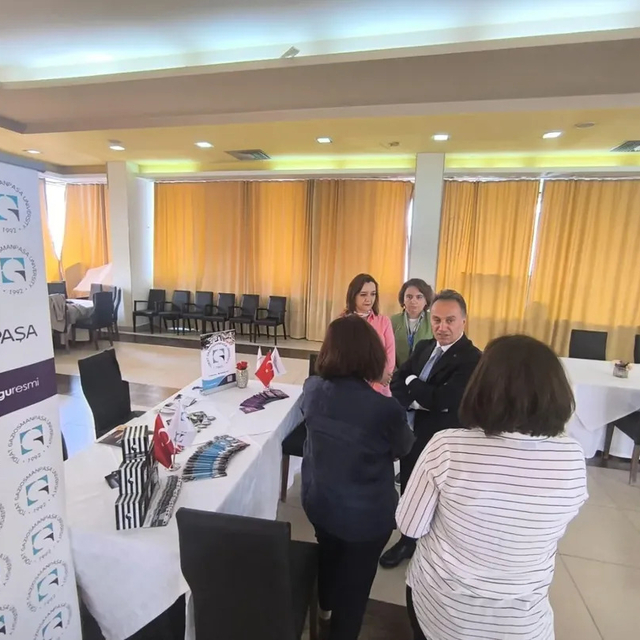 Anadolu Üniversiteler Birliği Kosova'da öğrencilerle buluştu