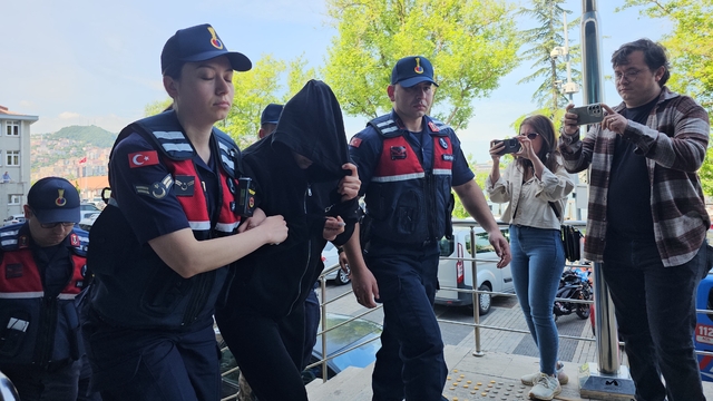 Sevgilisi için 'bıçaklandı' ihbarında bulunan kadın tutuklandı