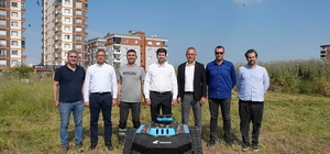 Tarsus'ta Park ve Bahçeler Müdürlüğüne yeni nesil biçme makinesi
