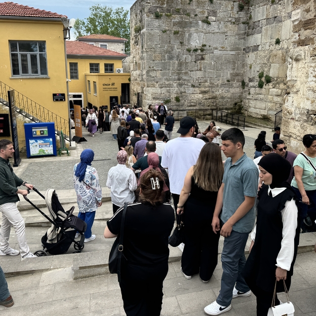 Sinop Tarihi Cezaevi ve Müzesi bayram tatilinde binlerce ziyaretçiye ev sah...