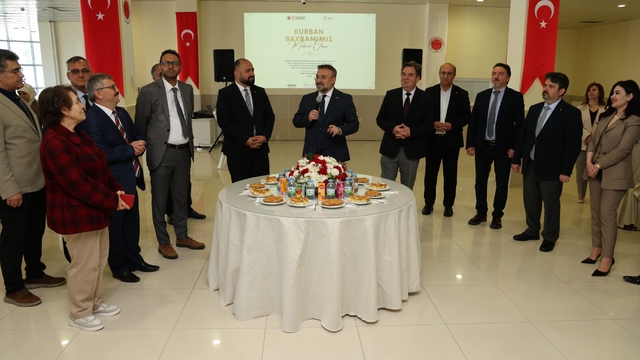 Yozgat Bozok Üniversitesi'nde bayramlaşma programı düzenlendi