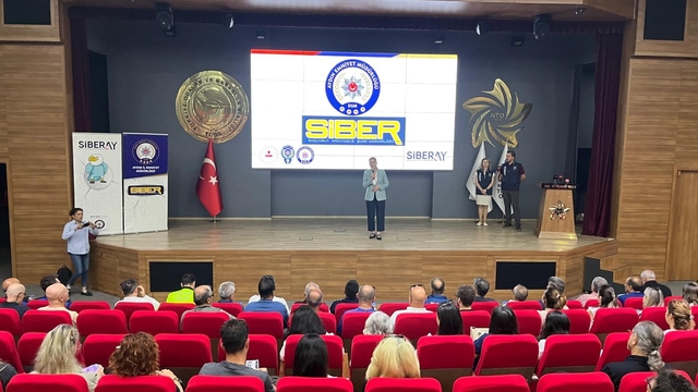 Nazilli'de öğretmenlere siber güvenlik eğitimi
