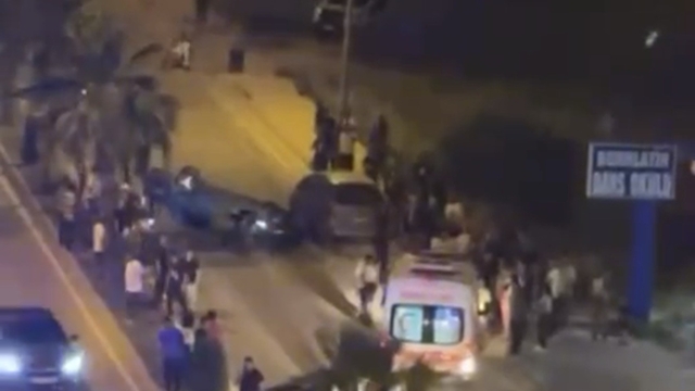 Kaza yapan araçtaki 3 kişi kaçtı, kısa sürede polise yakalandı