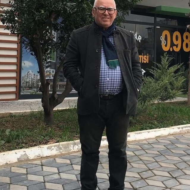 Denizde rahatsızlanıp, hayatını kaybetti