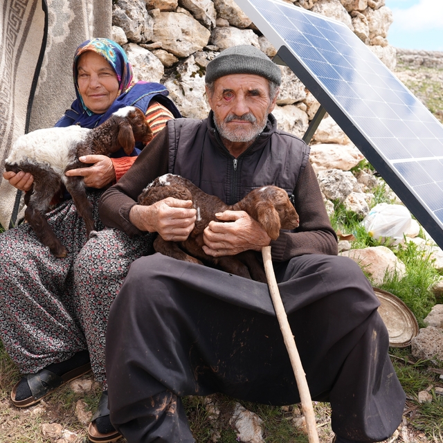 Torosların zirvesinde Yörükler, güneş panelleriyle enerjiye kavuşuyor