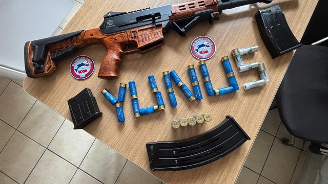 Manisa'da zehir tacirlerine ve aranan şahıslara darbe