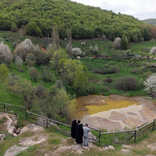 Sivas'ta Dipsiz Göl yağışların ardından sarı renge büründü