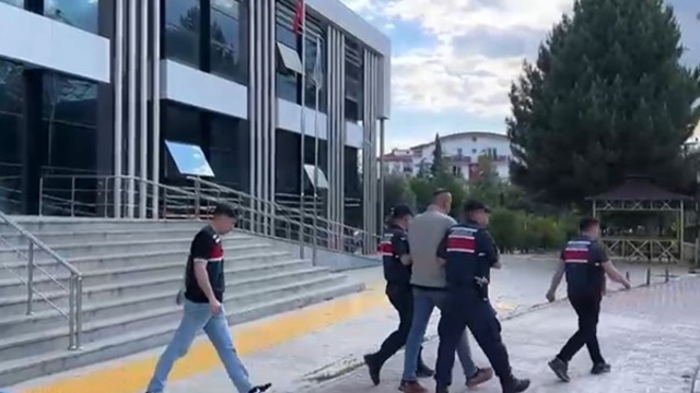 Burdur'da silahla 1 kişiyi ağır yaralayan şahıs tutuklandı