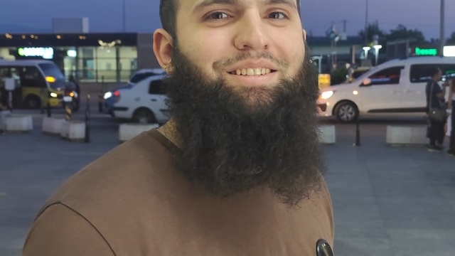 Kaybolduğu yerde son çektirdiği fotoğrafı ortaya çıktı
Adana'nın Karaisalı ilçesinde Eğlence Çayı'na girdikten sonra kaybolan genç 3 gürdür bulunamazken, gencin kaybolduğu yerde çektirdiği son fotoğrafı ortaya çıktı