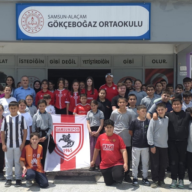 Milli sporcular köy okulunda bocceyi tanıttı