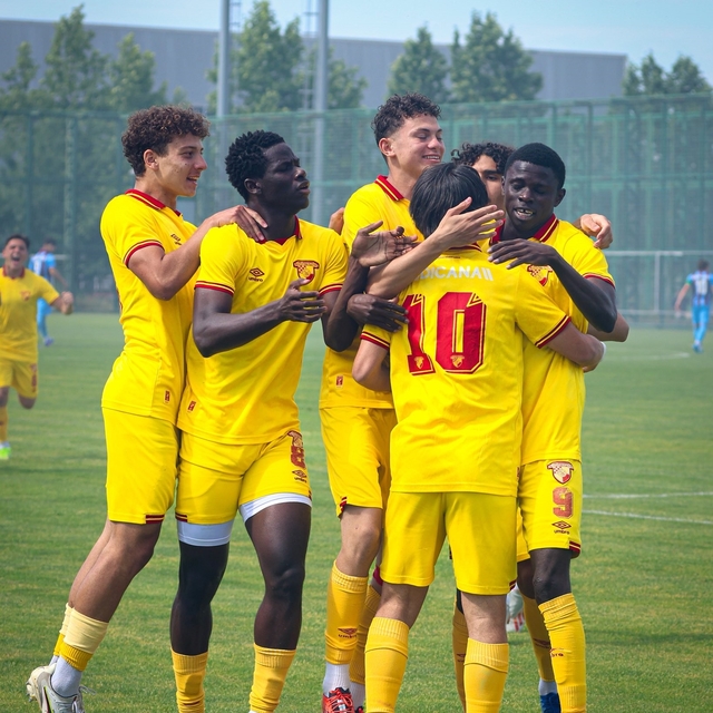 Göztepe'nin gençleri dikkatleri çekti