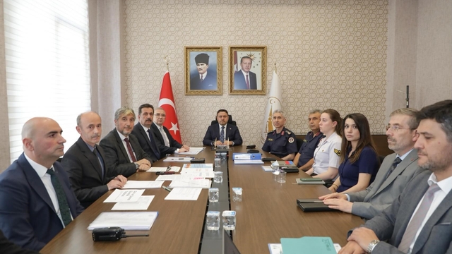Kütahya'da çocukların eğitim hayatı boyunca karşılaşabilecekleri güvenlik riskleri kapsamlı şekilde ele alındı