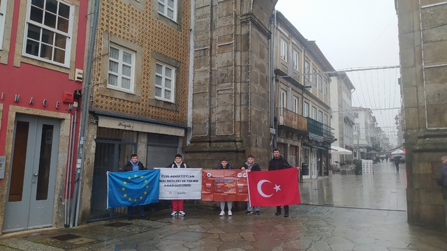 Meslek liselilerin Avrupa'da staj ve Europass başarısı
Erasmus stajı öğrencilere Avrupa kapısı açtı