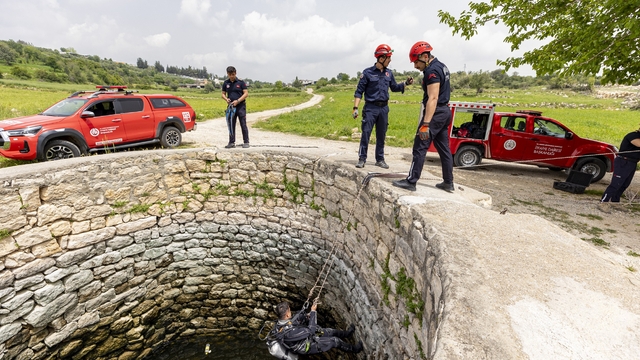 Mersin itfaiyesinden boğulma vakalarına karşı tatbikat