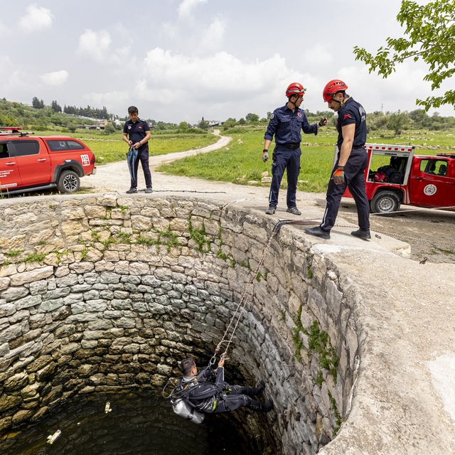 Mersin itfaiyesinden boğulma vakalarına karşı tatbikat
