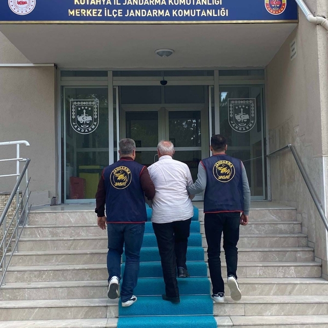 Kütahya'da JASAT'tan operasyon, mayıs ayında 84 aranan şahıs yakalandı