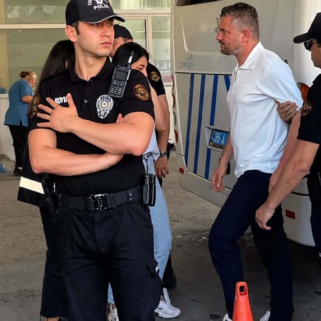 Buca Belediyesi'ne yönelik 'yolsuzluk' operasyonunda gözaltı sayısı 54'e çı...