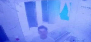 Bunlar da süslü hırsız; önce süslendiler sonra çaldılar
Konya'da girdikleri...