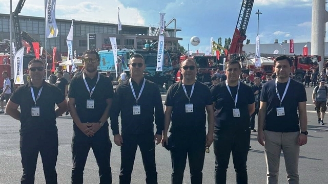 Denizli Büyükşehir afet yönetimi için uluslararası temaslarda bulundu
Denizli Büyükşehir Almanya'da dünyanın en büyük afet yönetimi fuarında