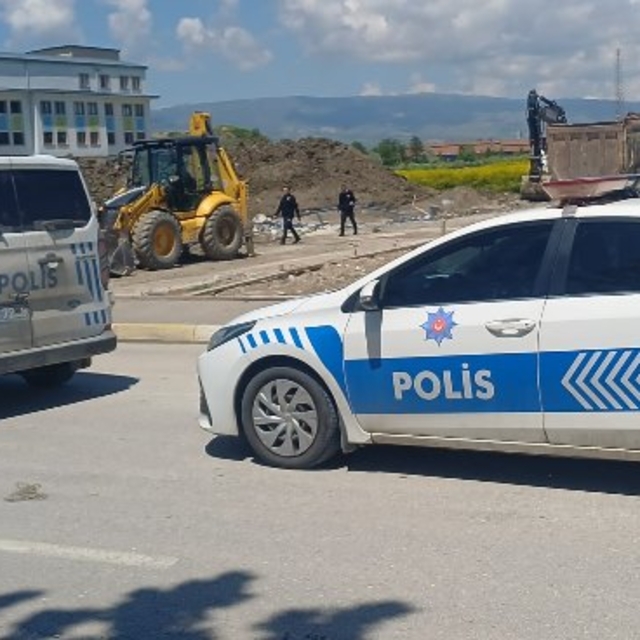 Temel kazısı sırasındaki göçük; 1 yaralı