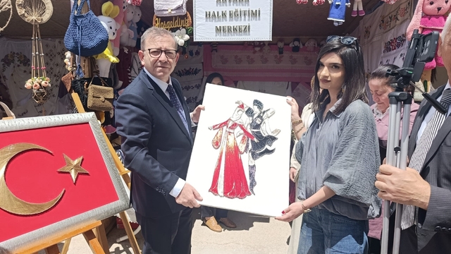 Kars'ta "Her Zaman, Her Yere, Herkes İçin Eğitim" sergisinin açılışı yapıldı