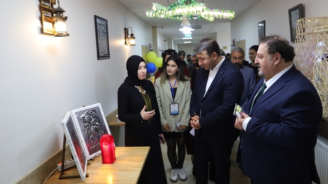 Fırat Üniversitesi OSB Meslek Yüksekokulu'nda yıl sonu sergisi açıldı