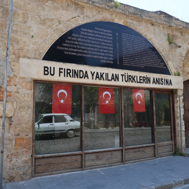 Mezalim Fırını, Kozan'ın kurtuluşunun 106. yıl dönümünde ziyaretçilerini ağ...