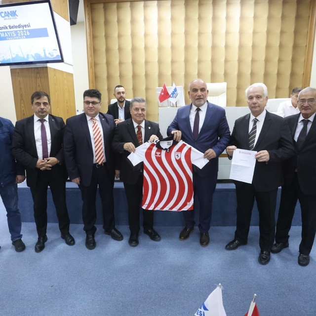 Başkan Sandıkçı: "Belediyemiz öz kaynaklarıyla yeni projelere imza atıyoruz...